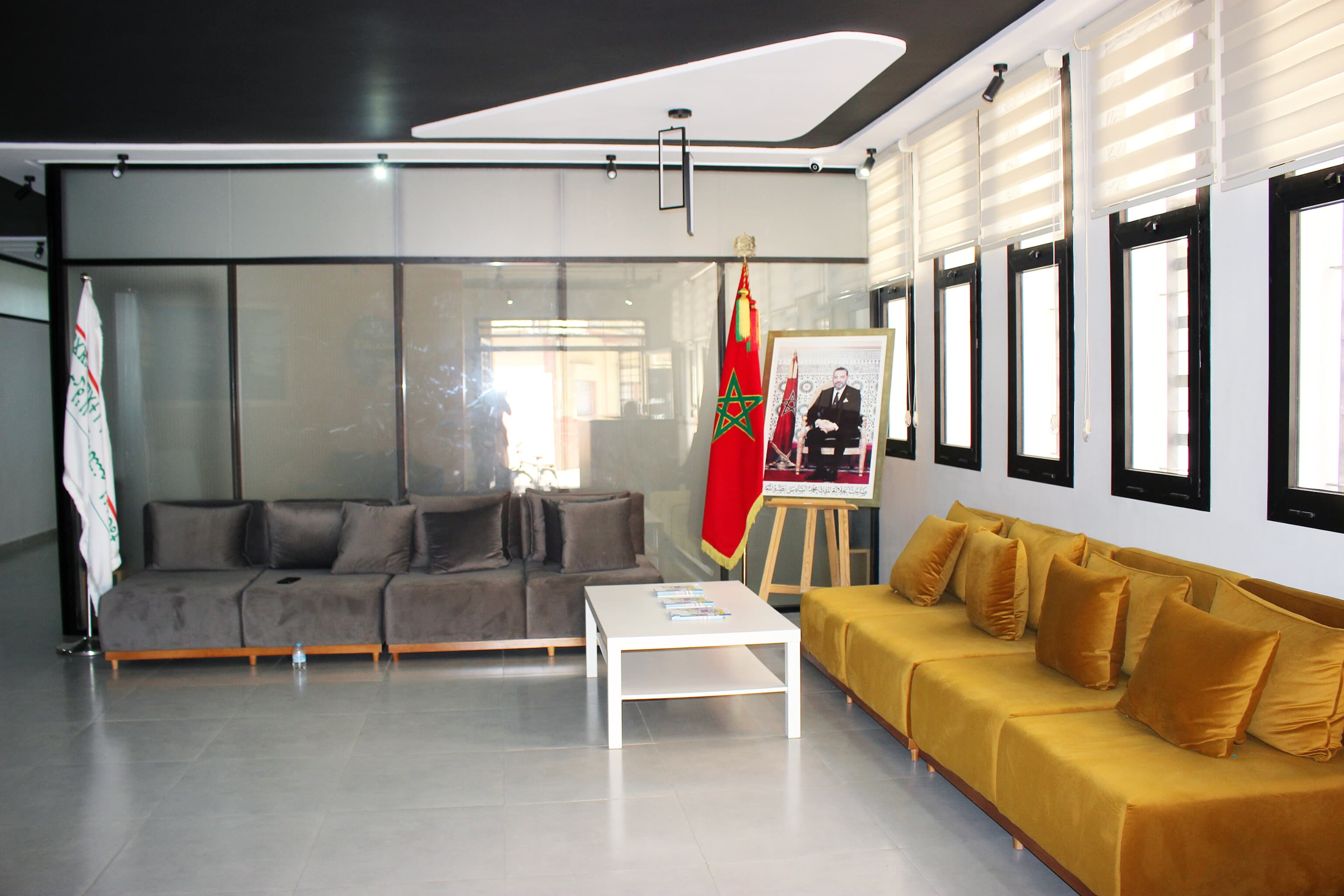 Slider Image 4